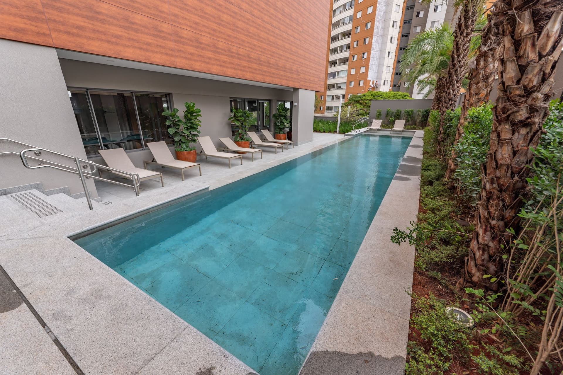 apartamento com piscina